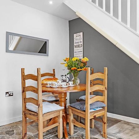 Cottage In Worcestershire Івшем Екстер'єр фото